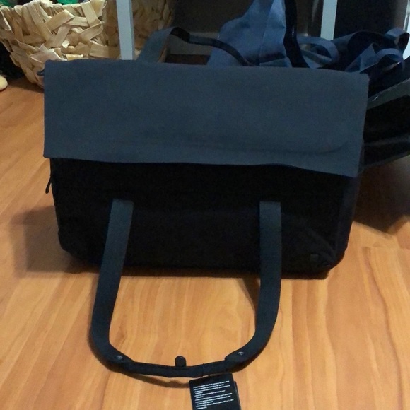 lululemon athletica Handbags - Lululemon Duffle Bag